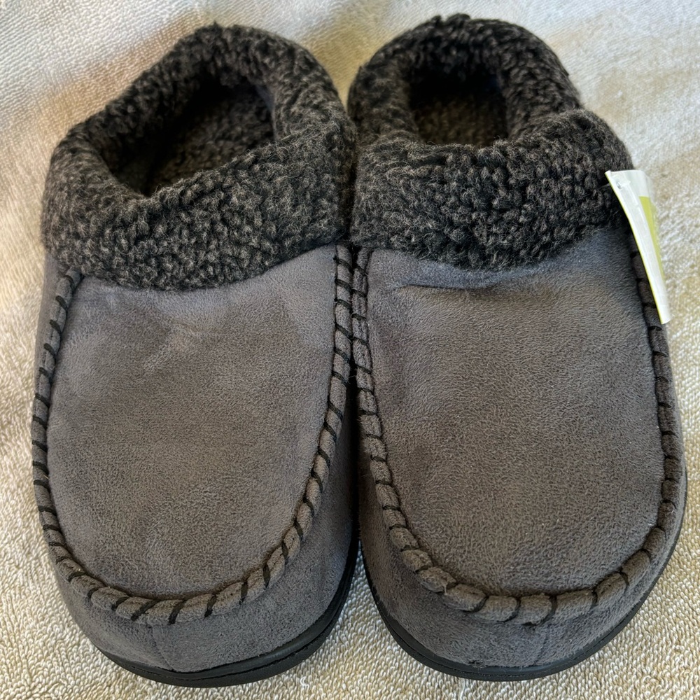 ULTRAIDEAS Men's Nealon Moccasin Clog Slipper, Slip on Indoor/Outdoor HouseShoes